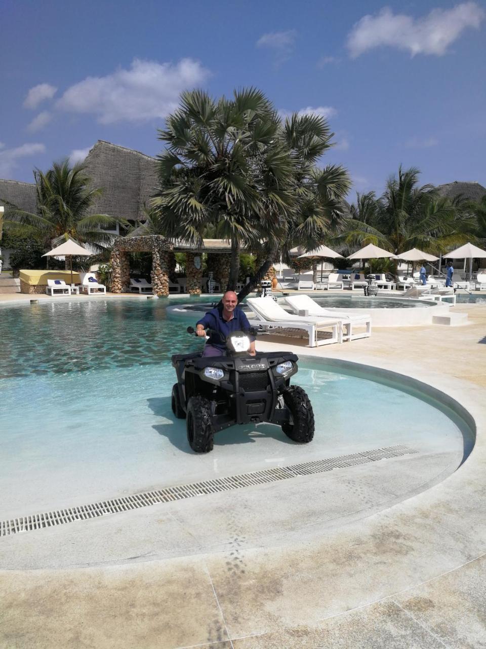 Kola Beach Resort Mambrui Dış mekan fotoğraf